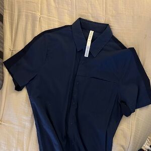 Men's Navy Blue Lululemon shirt
